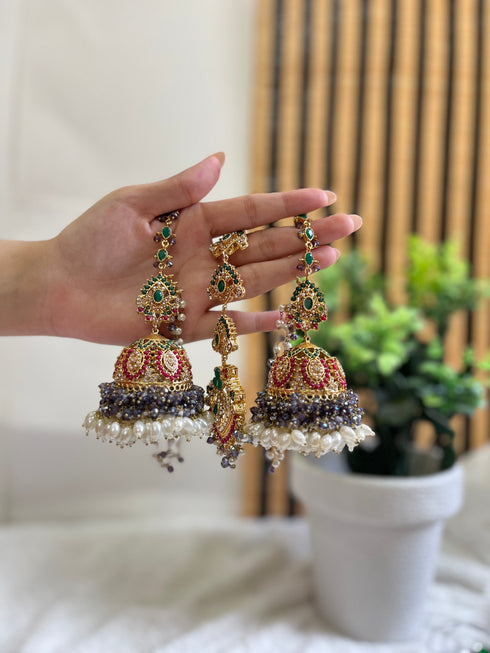Noratan jhumke tika